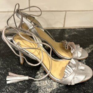 Marc Fisher Metallic Silver Strappy Sandals Heels size 7